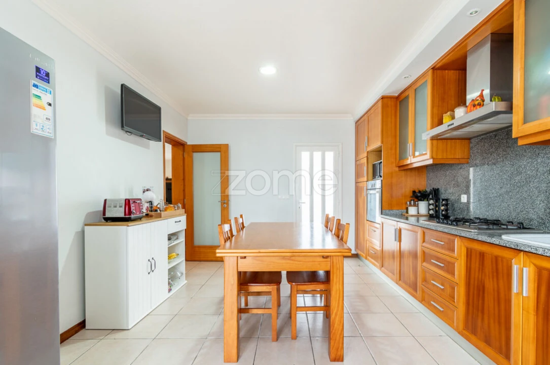 Moradia T5 para Venda em Antas Foto 12