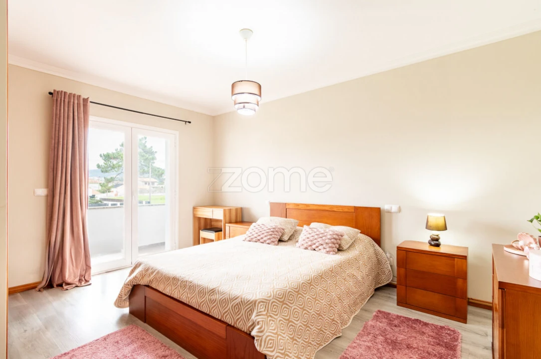 Moradia T5 para Venda em Antas Foto 19