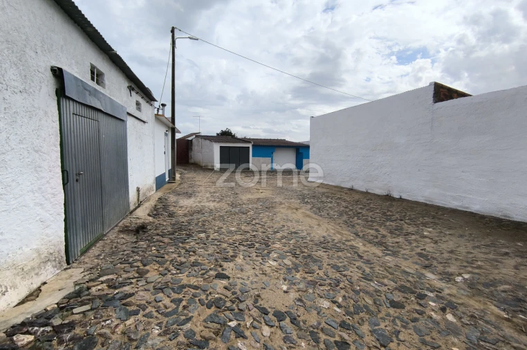 Moradia T3 para Venda em Santa Vitória e Mombeja Foto 34