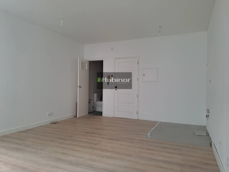 Apartamento para Venda em Cedofeita, Santo Ildefonso, Sé, Miragaia, São Nicolau e Vitória Foto 3