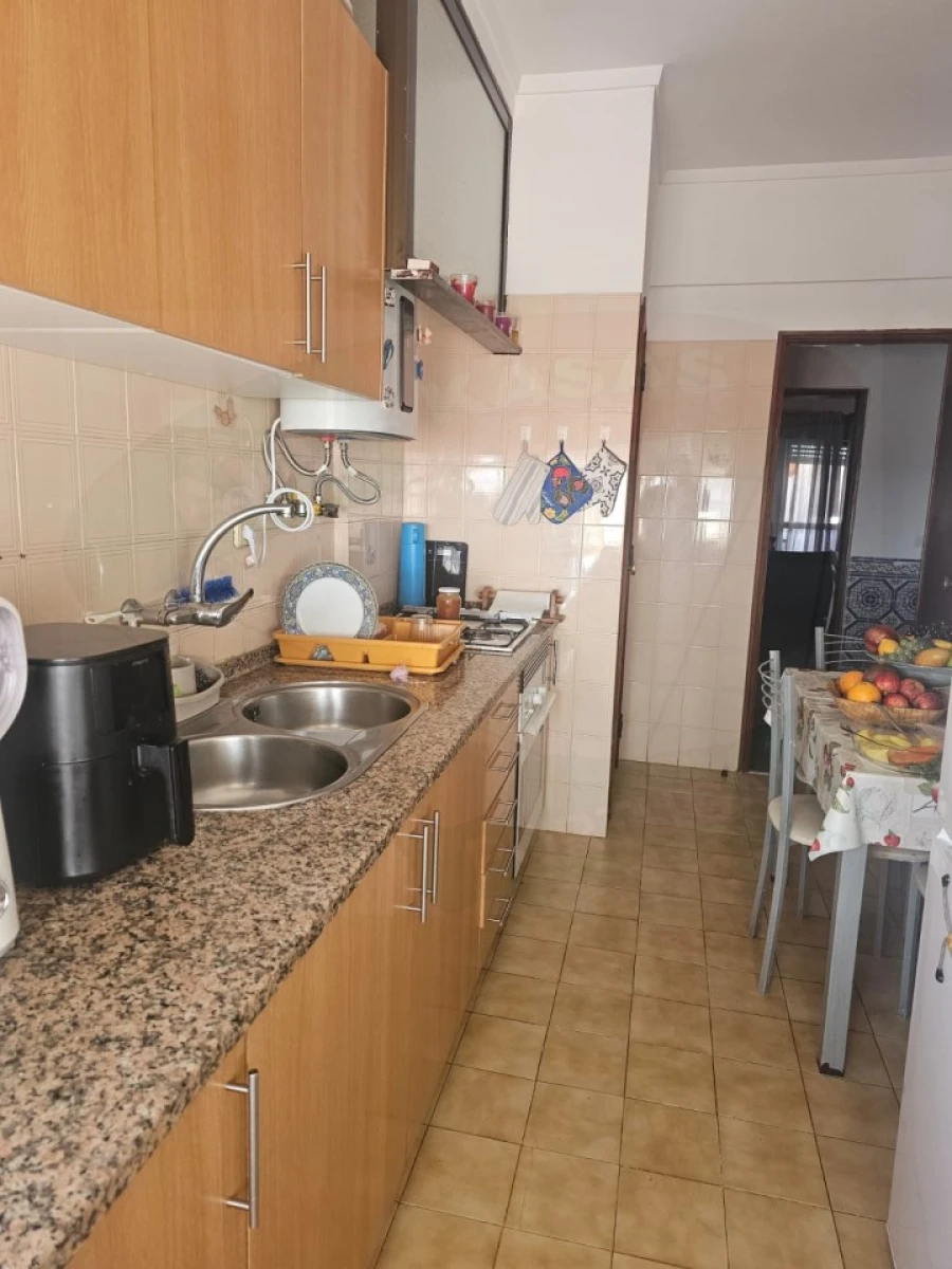 Apartamento T2 para Venda em Mina de Água Foto 3