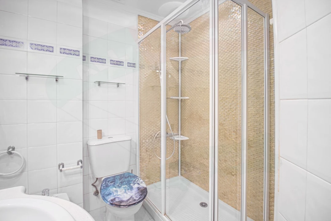 Apartamento T4 para Venda em Falagueira-Venda Nova Foto 9