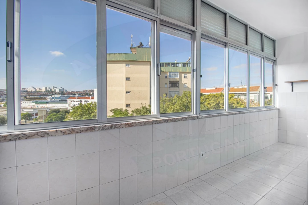 Apartamento T4 para Venda em Falagueira-Venda Nova Foto 12