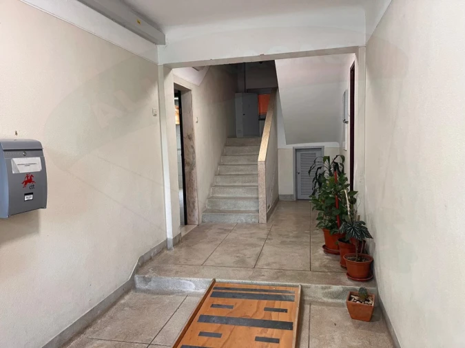 Apartamento T2 para Venda em Benfica Foto 12