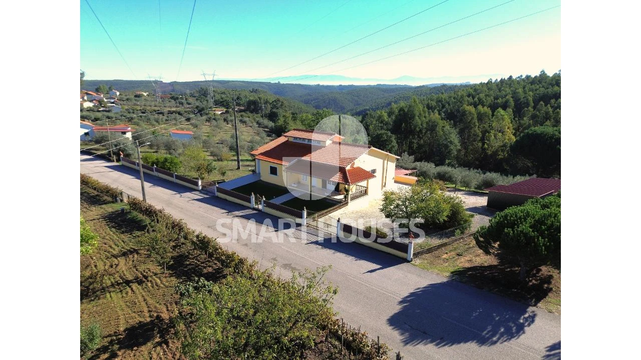 Moradia T3 para Venda em São Pedro de Alva e São Paio de Mondego Foto 1