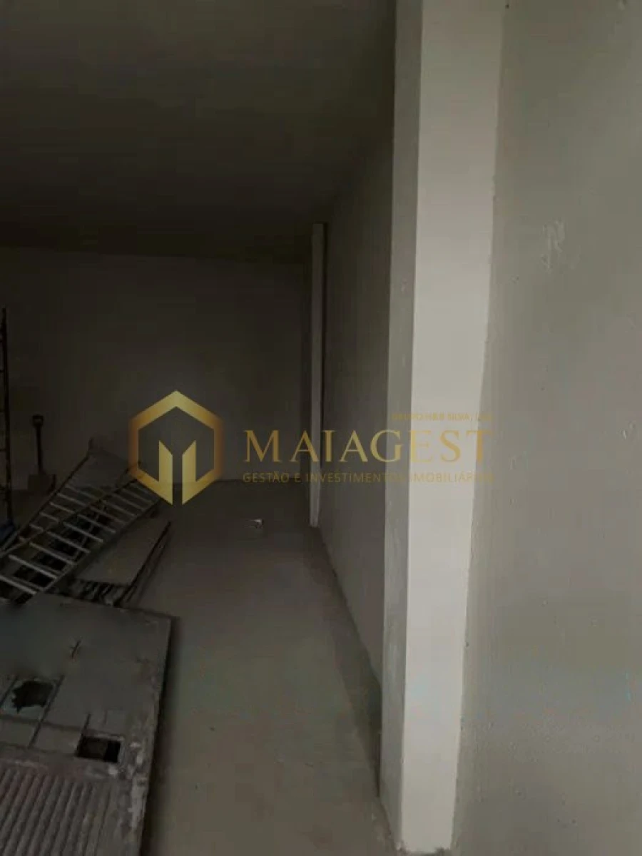 Loja para Arrendamento em Cedofeita, Santo Ildefonso, Sé, Miragaia, São Nicolau e Vitória Foto 2