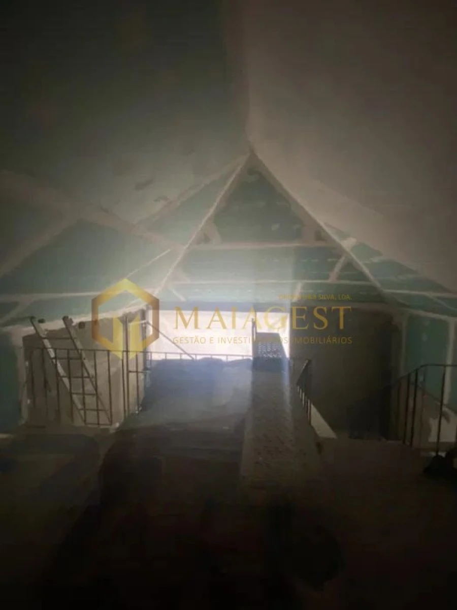 Loja para Arrendamento em Cedofeita, Santo Ildefonso, Sé, Miragaia, São Nicolau e Vitória Foto 5