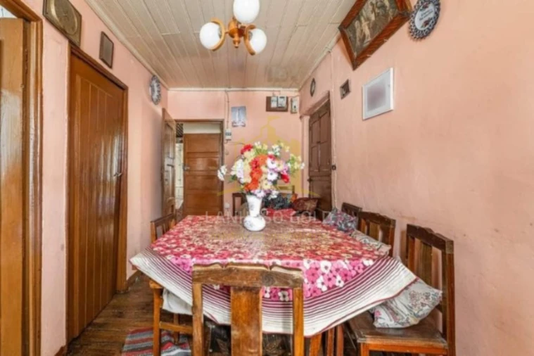 Moradia T2 para Venda em Taide Foto 3