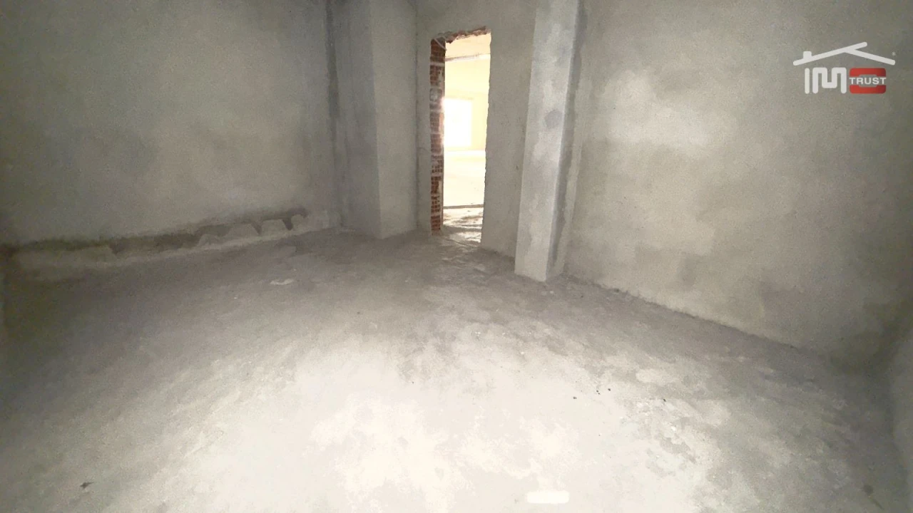 Loja para Venda em Camarate, Unhos e Apelação Foto 26