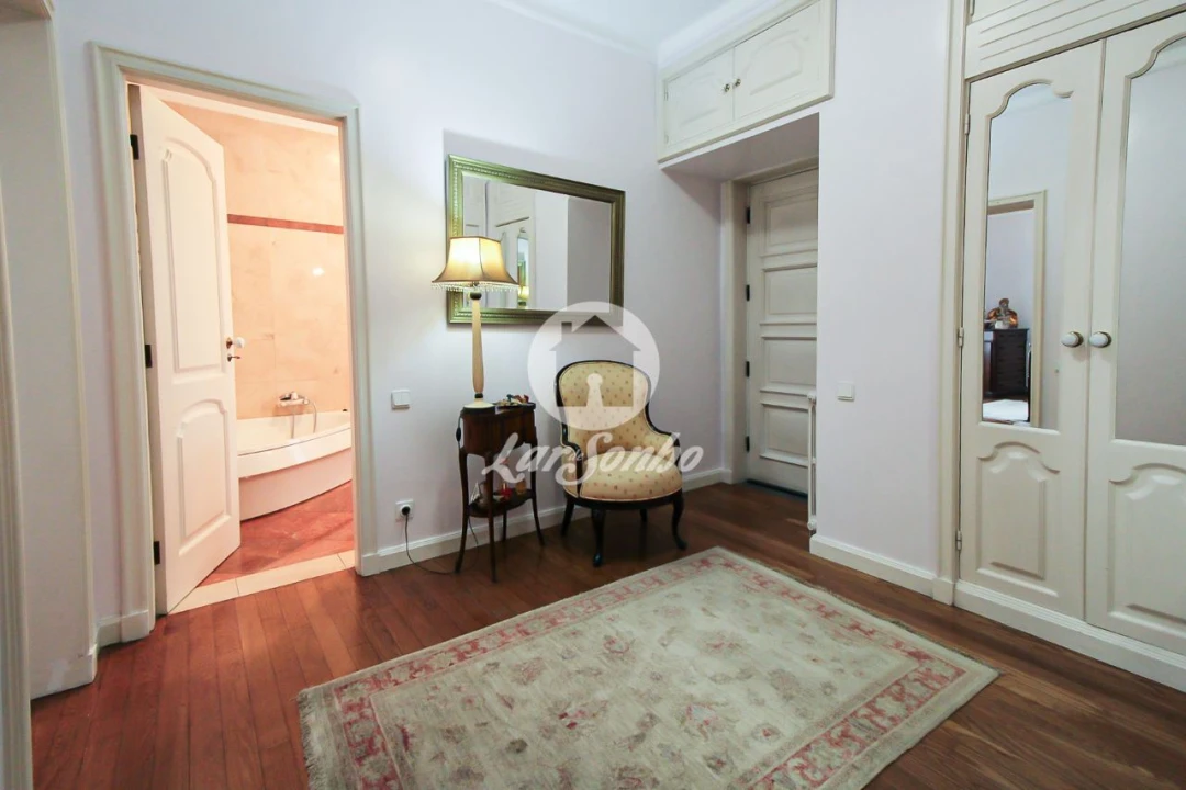 Moradia T5 para Venda em Gavião Foto 17