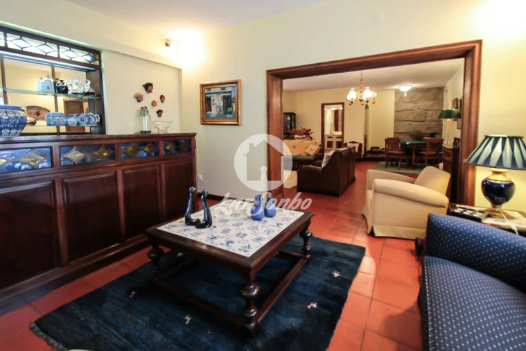 Moradia T5 para Venda em Gavião Foto 9