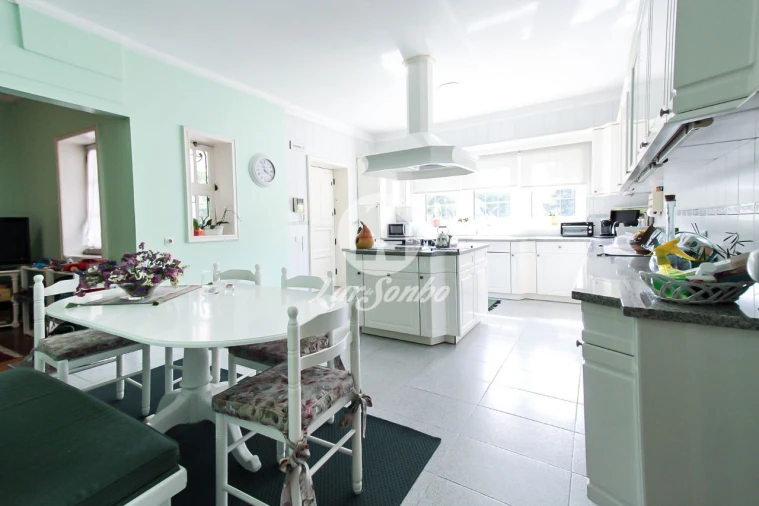 Moradia T5 para Venda em Gavião Foto 12