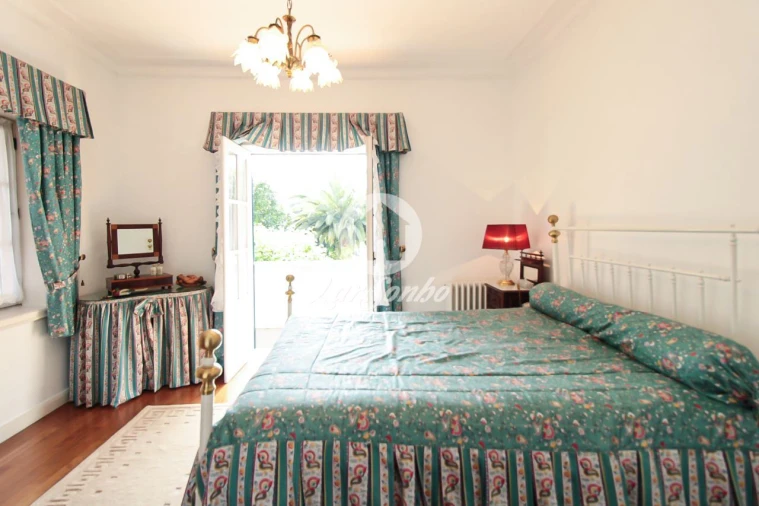 Moradia T5 para Venda em Gavião Foto 16