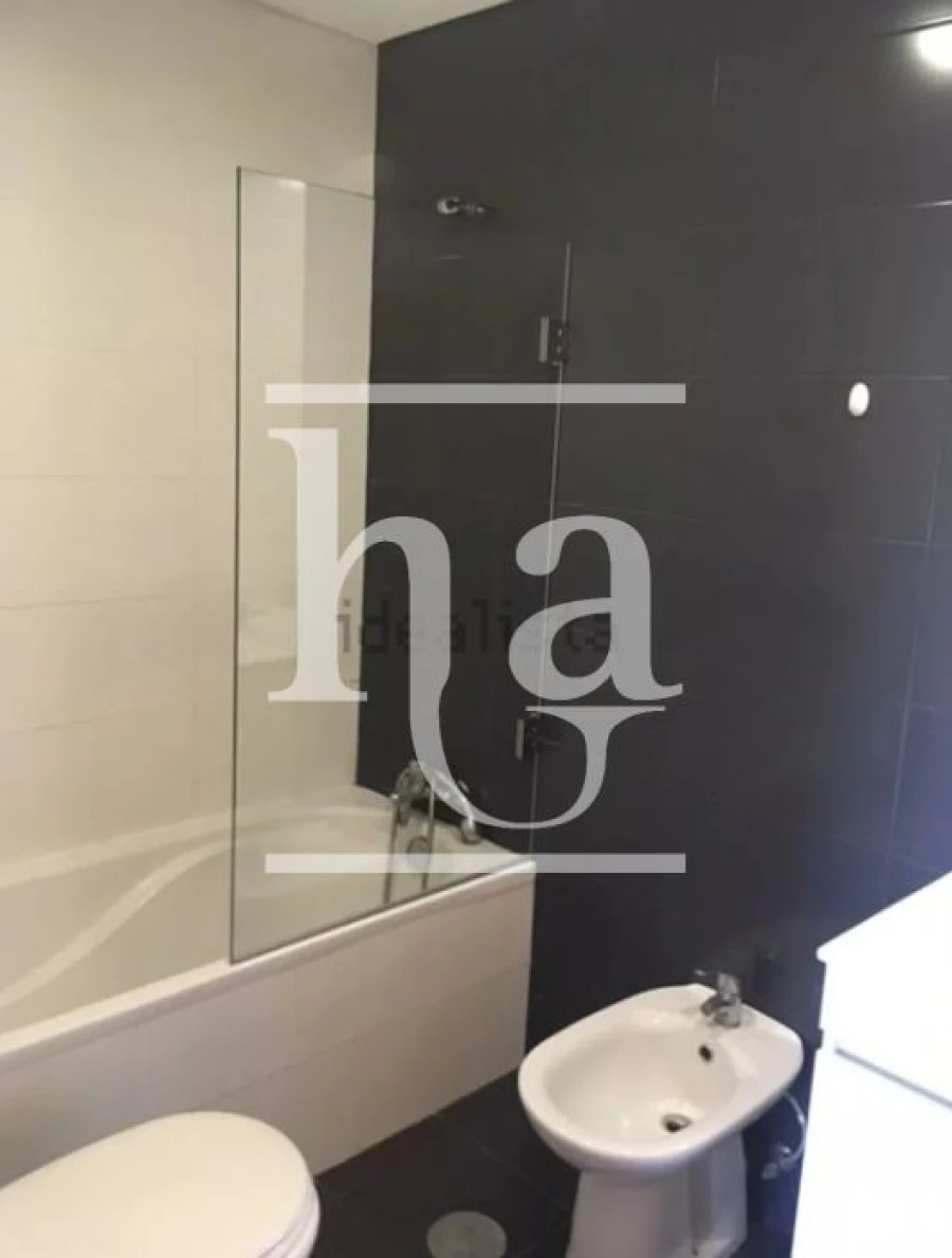 Apartamento T2 para Arrendamento em Cedofeita, Santo Ildefonso, Sé, Miragaia, São Nicolau e Vitória Foto 11