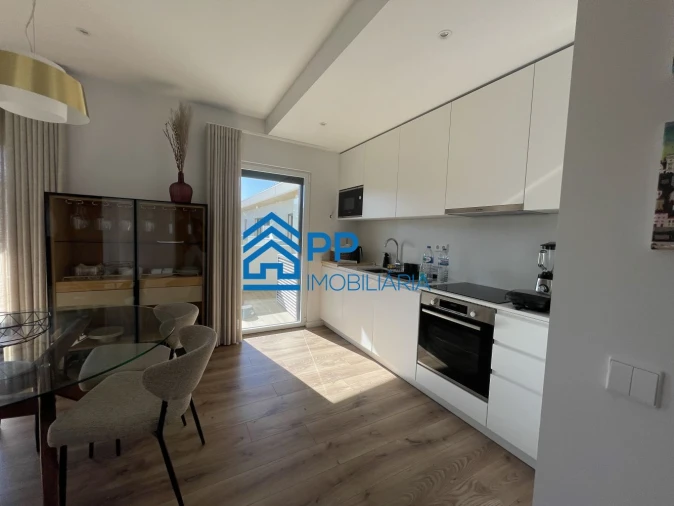 Apartamento T1 para Venda em Ramalde Foto 18