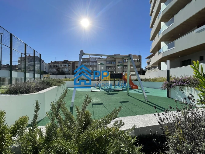 Apartamento T1 para Venda em Ramalde Foto 35