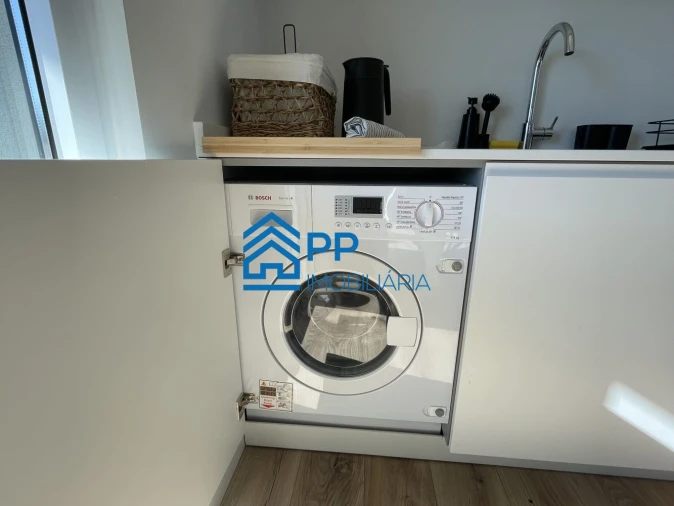 Apartamento T1 para Venda em Ramalde Foto 24