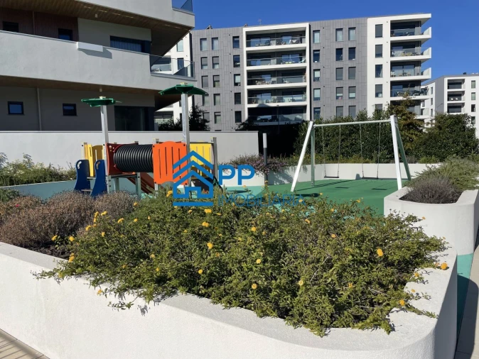 Apartamento T1 para Venda em Ramalde Foto 45