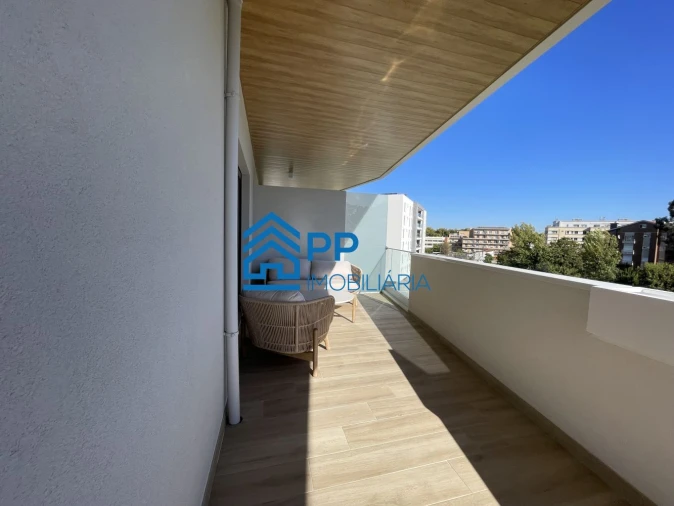 Apartamento T1 para Venda em Ramalde Foto 30