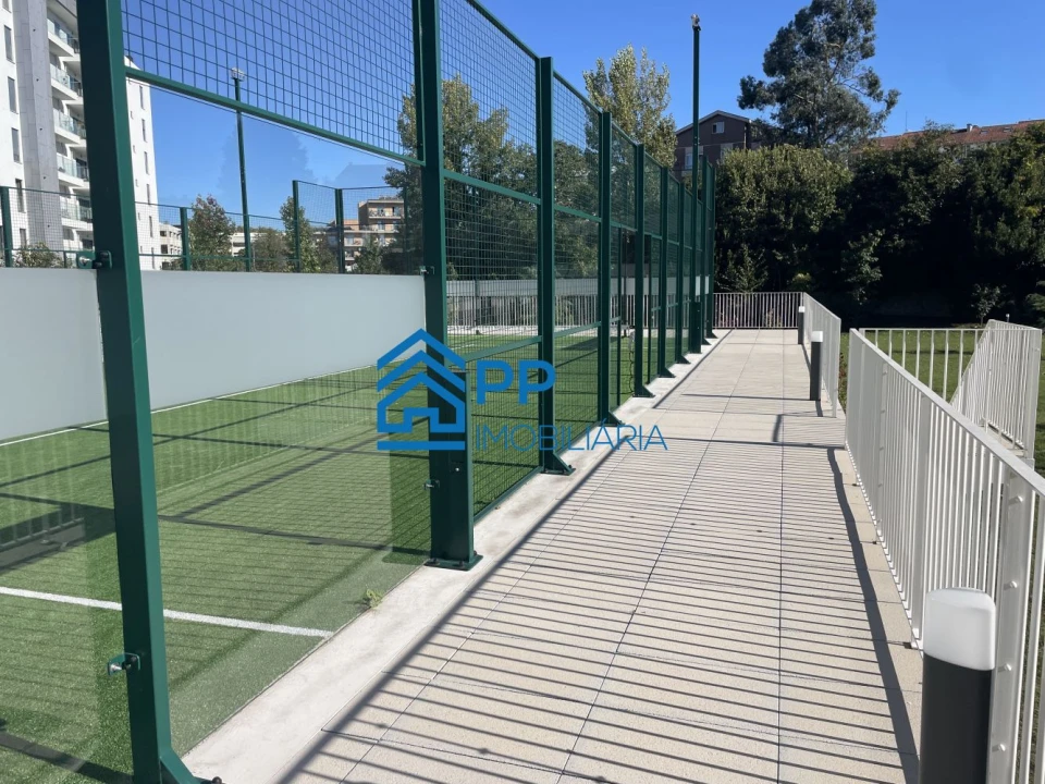 Apartamento T1 para Venda em Ramalde Foto 47