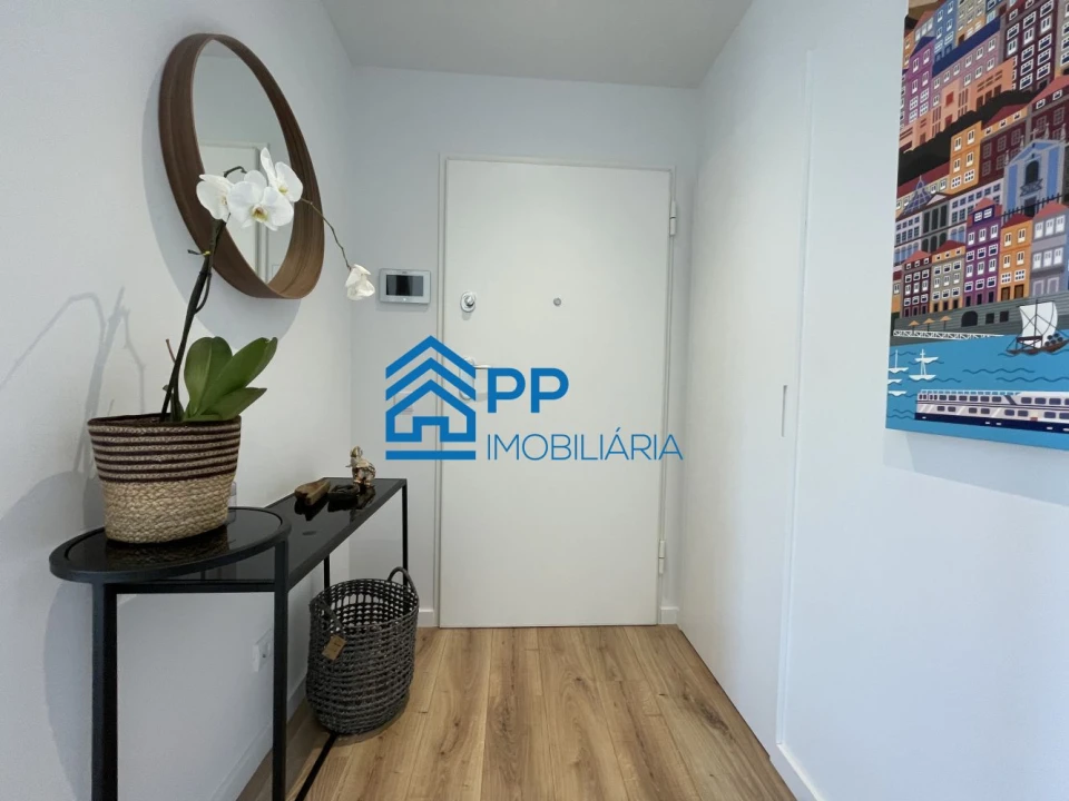 Apartamento T1 para Venda em Ramalde Foto 13