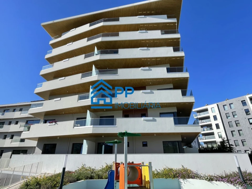 Apartamento T1 para Venda em Ramalde Foto 44