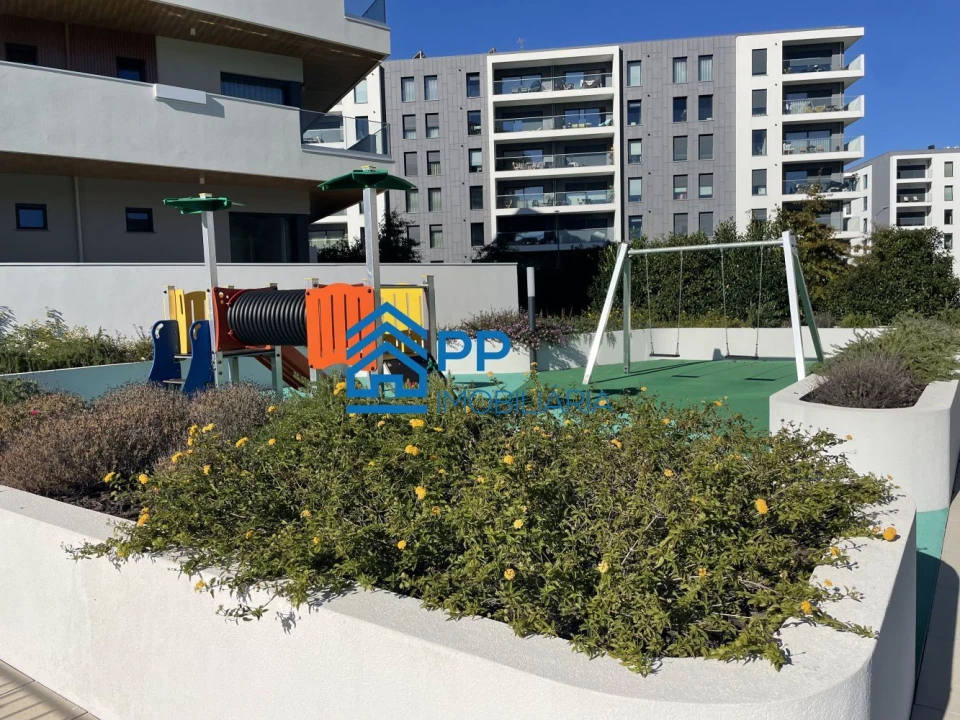 Apartamento T1 para Venda em Ramalde Foto 45