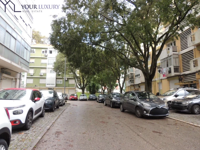 Apartamento T2 para Venda em Benfica Foto 22