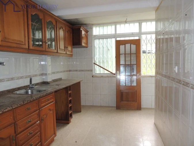 Apartamento T2 para Venda em Benfica Foto 2