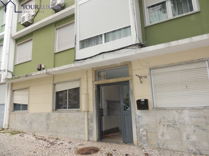 Apartamento T2 para Venda em Benfica Foto 21