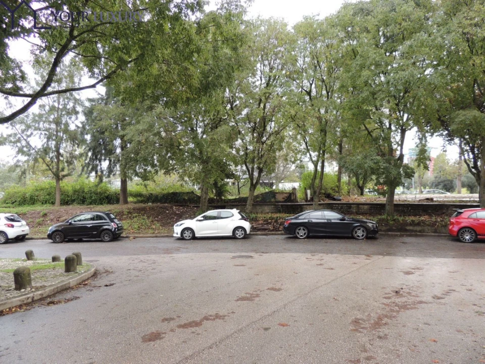 Apartamento T2 para Venda em Benfica Foto 23