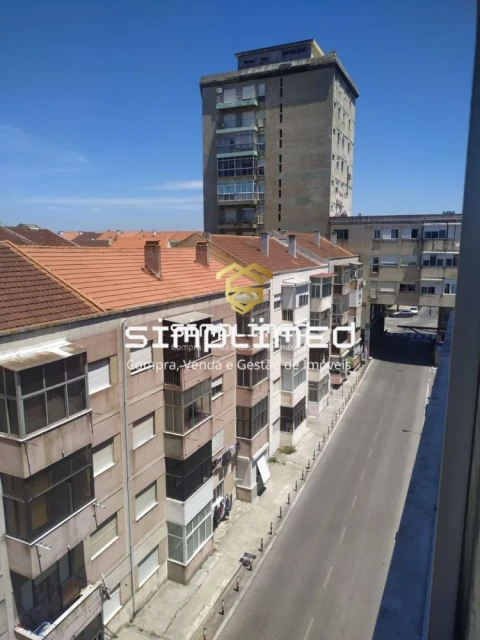 Apartamento T2 para Venda em Alto do Seixalinho, Santo André e Verderena