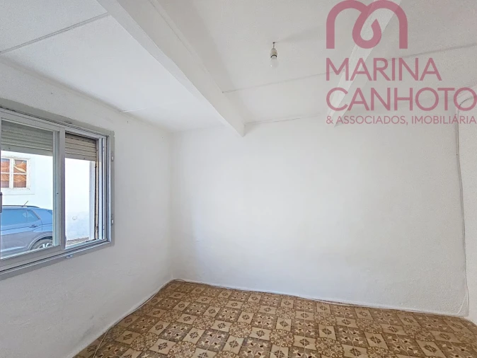 Moradia T2 para Venda em Santo Aleixo Foto 4