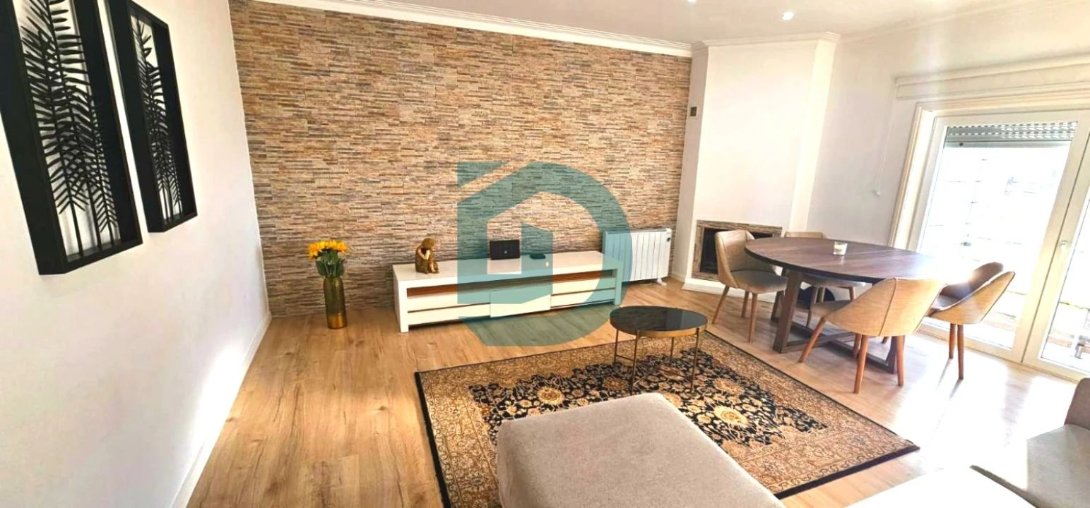 Apartamento T3 para Venda em Labruge Foto 2