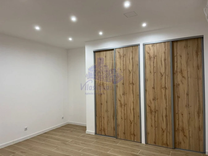 Apartamento T2 para Venda em Silves Foto 8