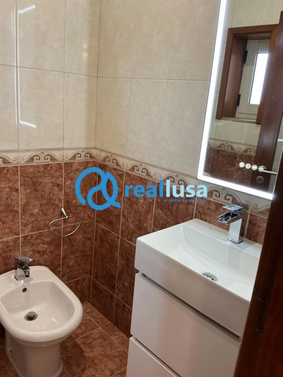 Moradia T3 para Venda em Nine Foto 3