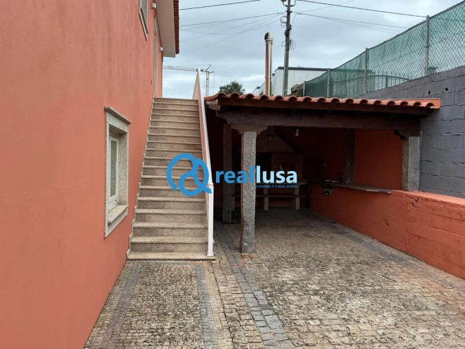 Moradia T3 para Venda em Nine Foto 17