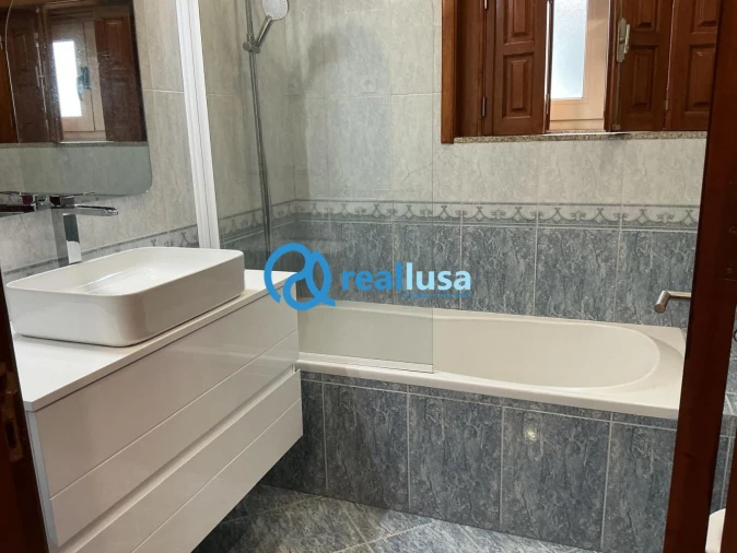 Moradia T3 para Venda em Nine Foto 12