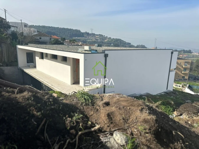 Moradia T3 para Venda em Roriz Foto 19