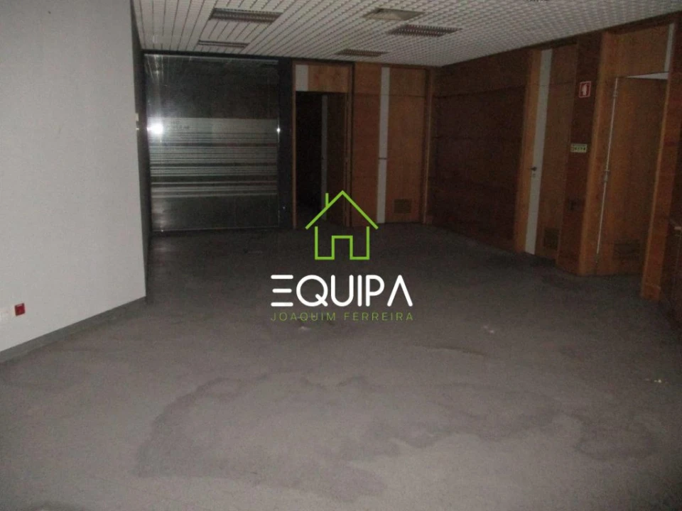 Loja para Venda em Paços de Ferreira Foto 14