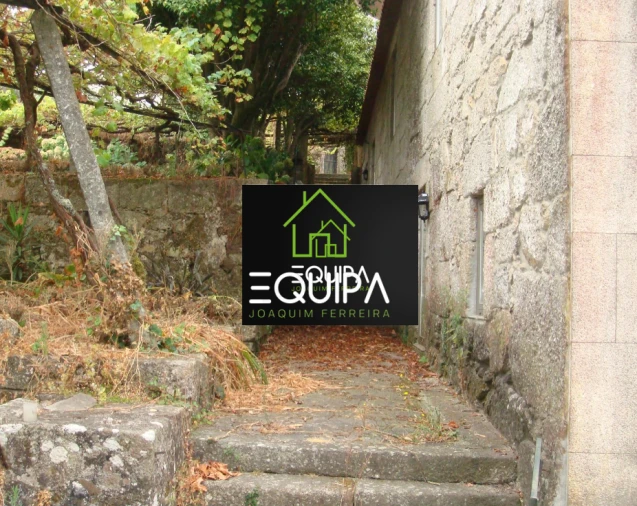 Moradia T6 para Venda em São Tomé de Negrelos Foto 4