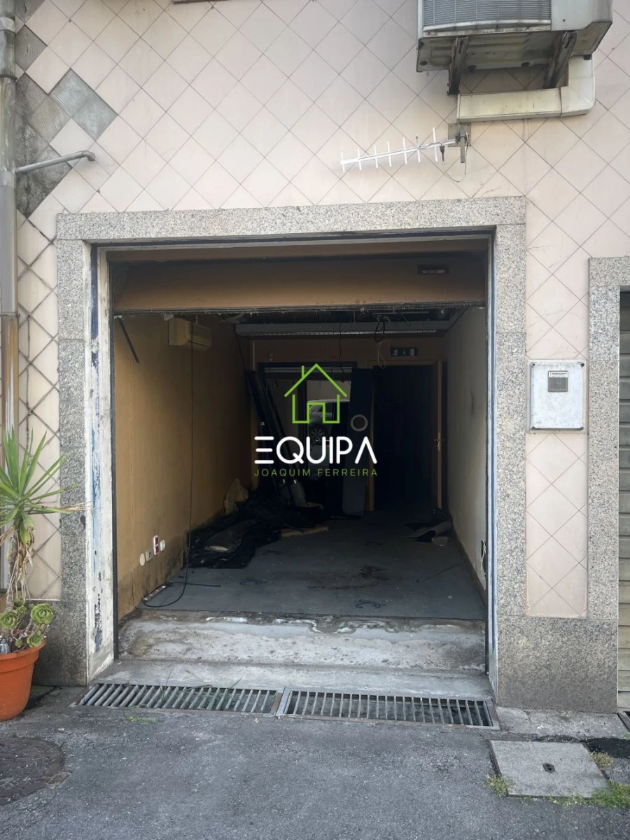 Loja para Venda em Urgezes Foto 3