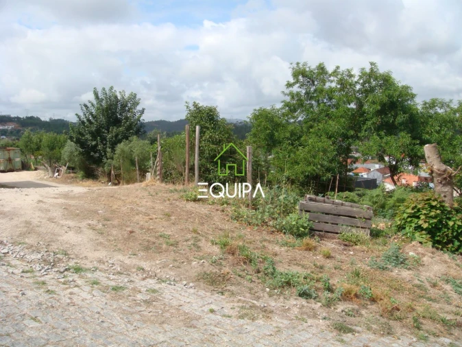 Terreno para Venda em Lordelo