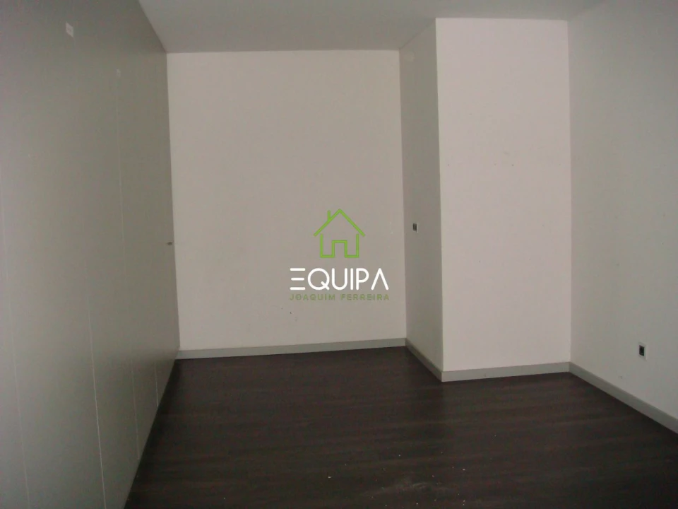 Loja para Venda em Margaride, Várzea, Lagares, Varziela, Moure Foto 24