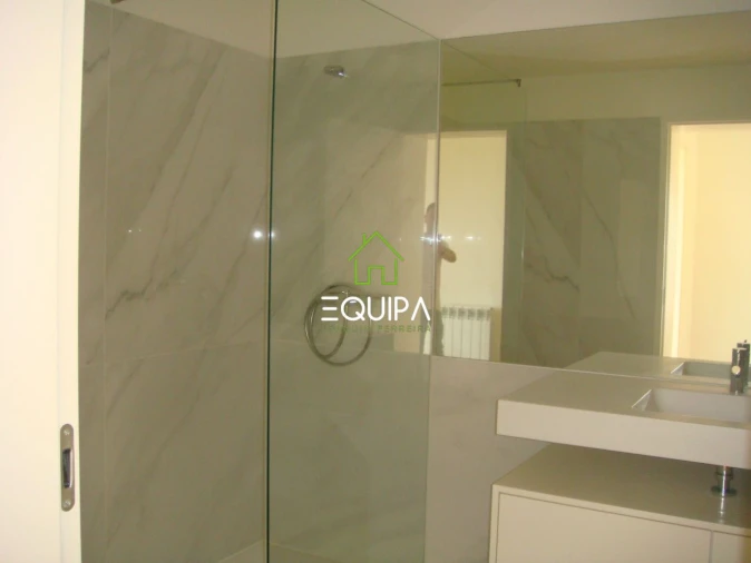 Apartamento T1 para Venda em Campanhã Foto 24
