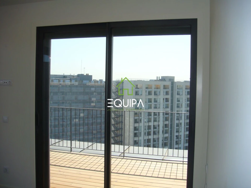 Apartamento T1 para Venda em Campanhã Foto 21