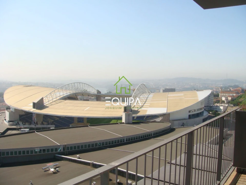 Apartamento T1 para Venda em Campanhã Foto 1