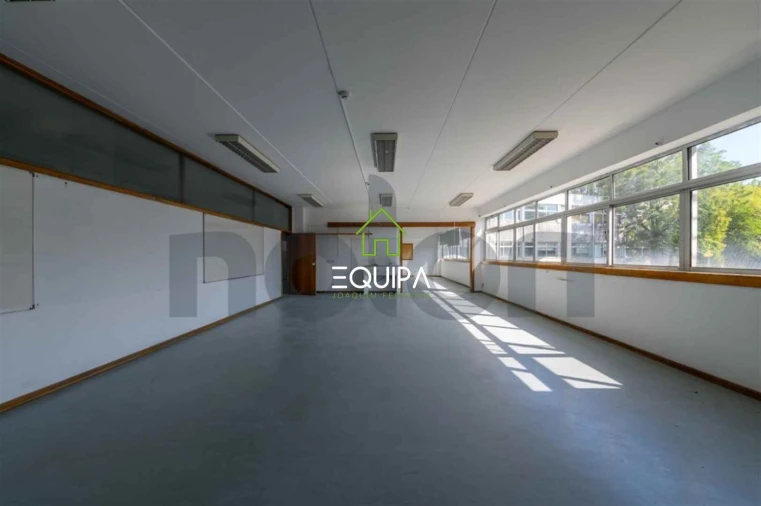 Loja para Venda em Santa Eulália Foto 20