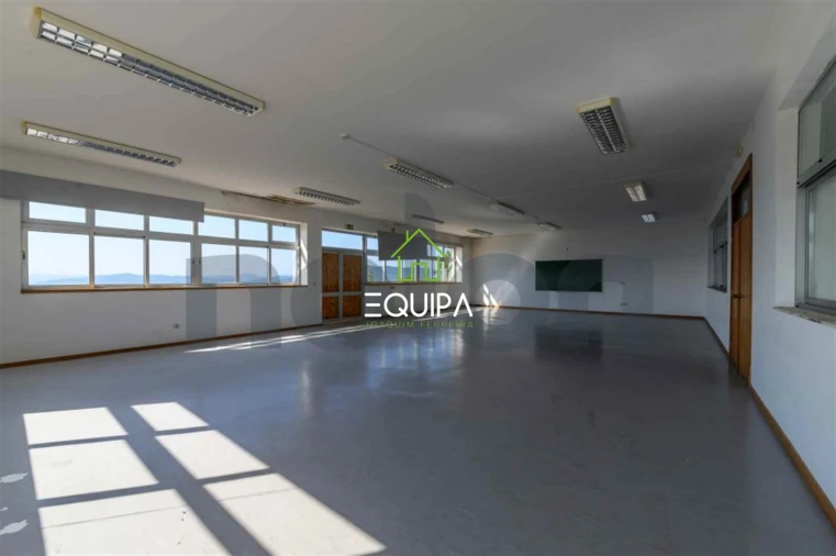 Loja para Venda em Santa Eulália Foto 18