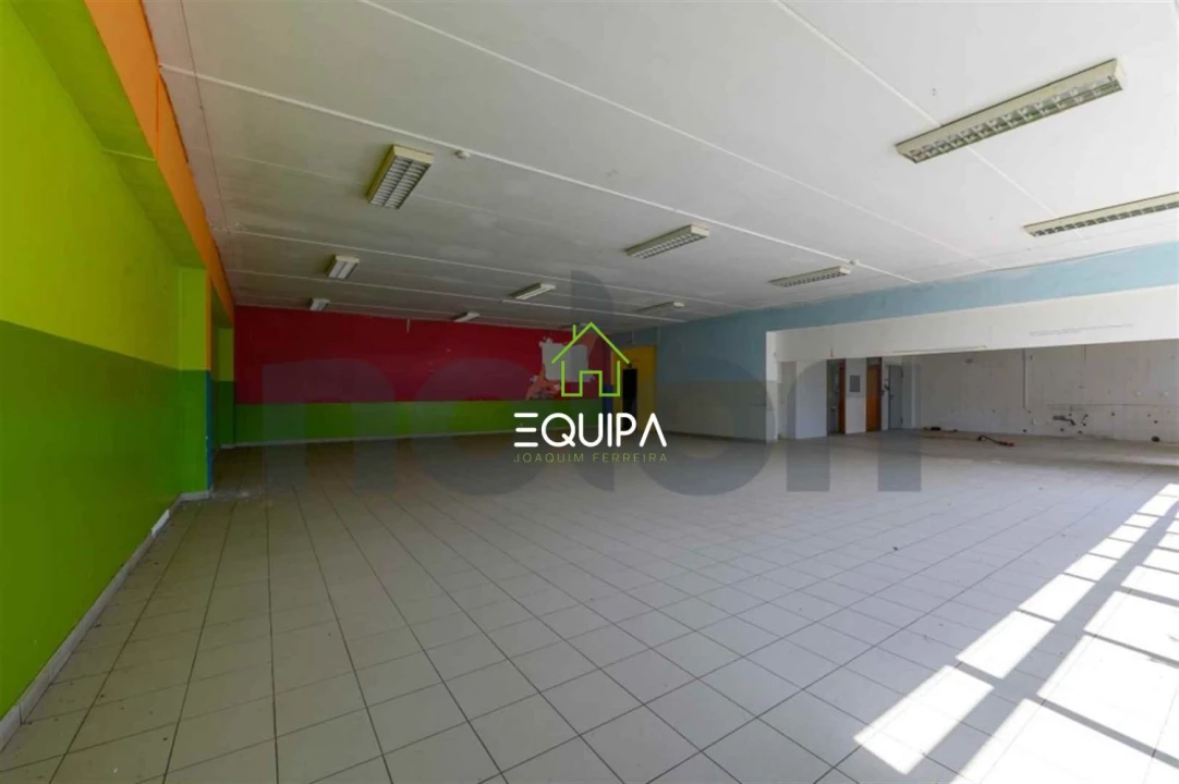 Loja para Venda em Santa Eulália Foto 12